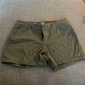 Ana Twill Olive Green Shorts Size 8